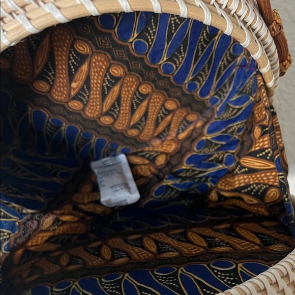 Naomi Savannah Round Woven Unicorn Crossbody Bag 25”arnd. the detail on unicorn😍 - Picture 6 of 8